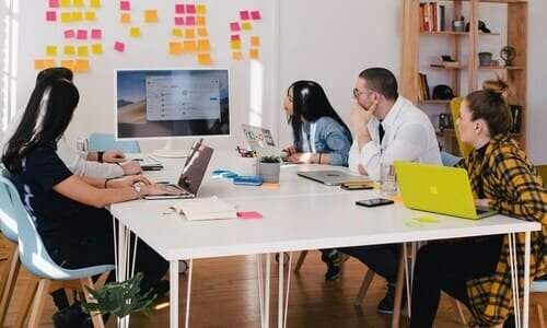 Navigating the Unknown A New Approach to Managing Uncertainty in Projects